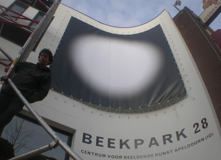 Billboard aan de gevel van Guido Winkler