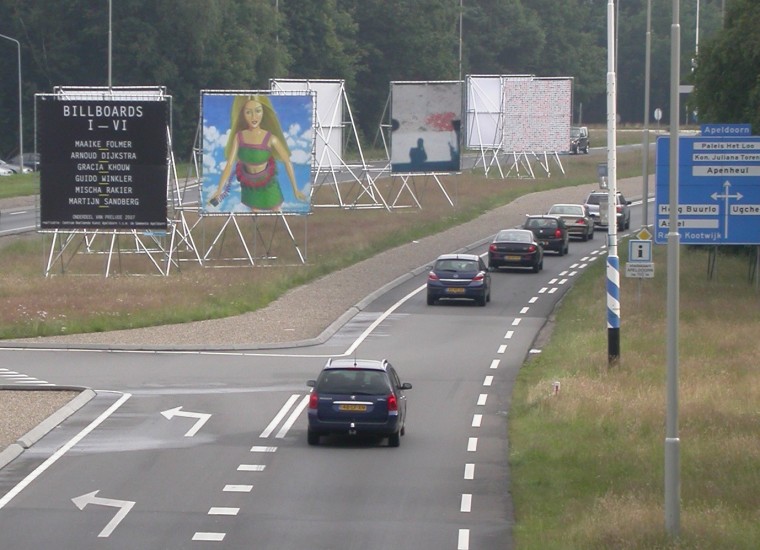 Billboards langs de Europaweg in Apeldoorn